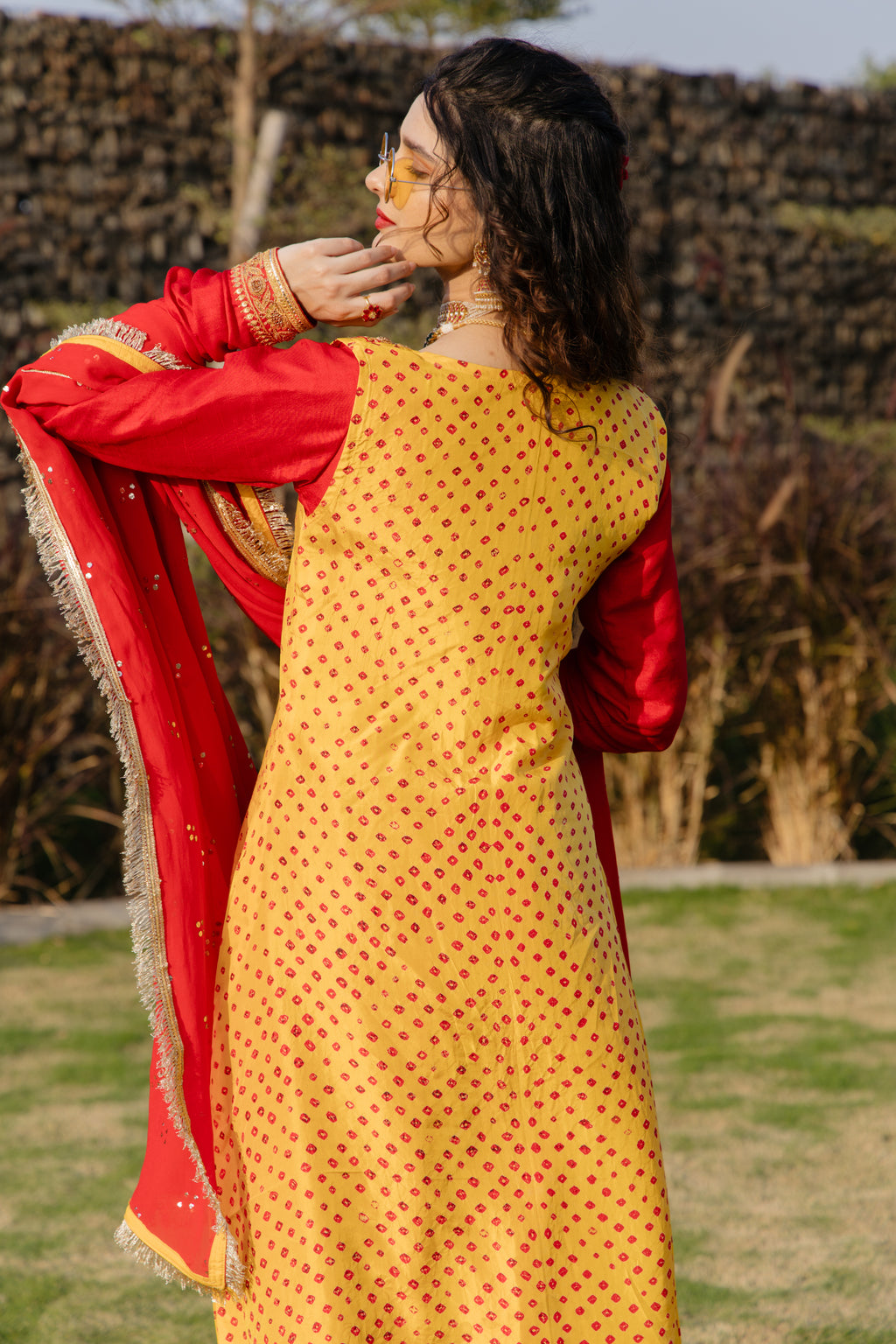 Yellow Cape set